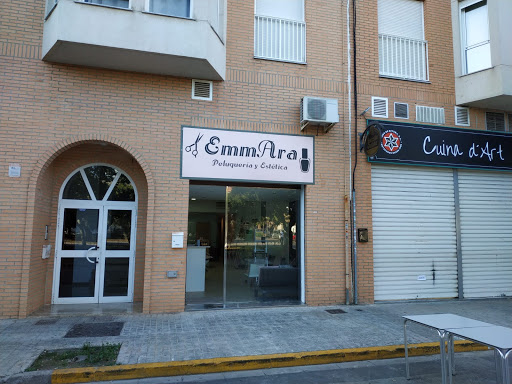 EmmAra Peluquería y Estética en Moncada