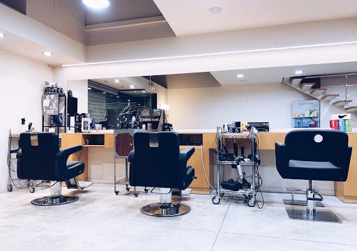 La barberia hairstudio – Figueres