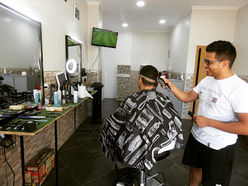 Barbería la avenida 24 en Torrevieja