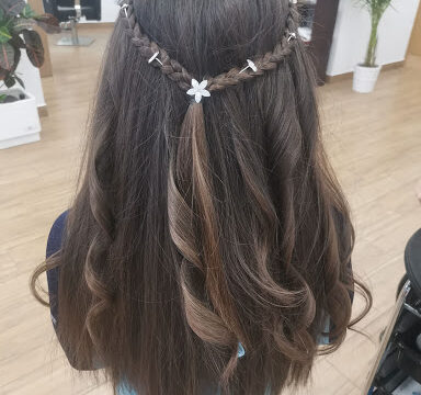Reinvéntate Peluquería – Arroyomolinos