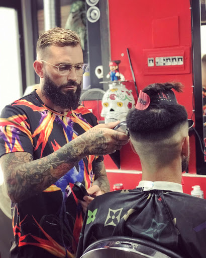 MIAMI305BARBER - Barber shop and Spa Alicante • Barbería y Spa en Alicante en Alicante