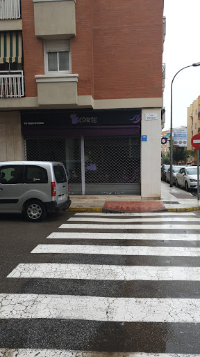 Maskcorte en Abrera