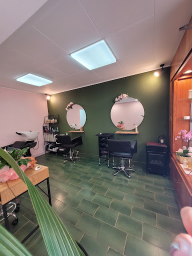 Albina Hairdressing en Palafrugell