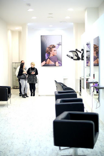 Muchachita, salón de peluquería y estética, en Almería
