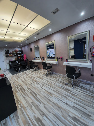 NanoS Estilistas by Mariano Pereira en Torrejón de Ardoz