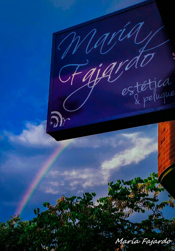 Maria Fajardo Estética Y Peluquería en Cáceres‎