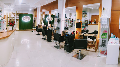 Mi Momento peluqueria unisex en Roquetas de Mar
