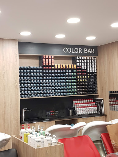 Cristina Perruqueria en Germans Sàbat