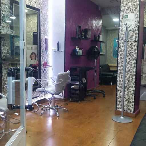 María Orellana Peluquería Unisex en Granada