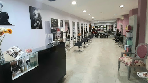 Peluquería y Estética unisex MABEL en Albacete