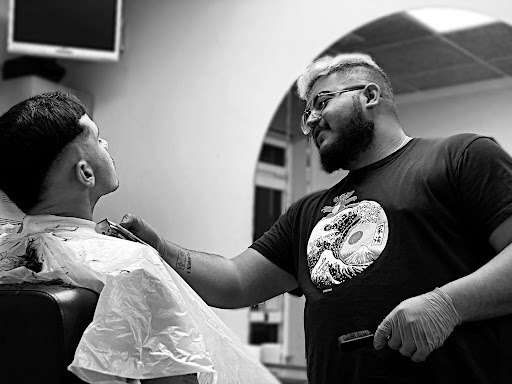 Peluqueria Jesus Caballeros barbershop en Aguilas