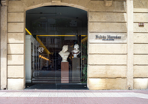 Rubén Hernáez Peluqueros – Logroño