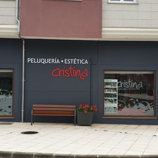 Cristina peluquería en Baralla