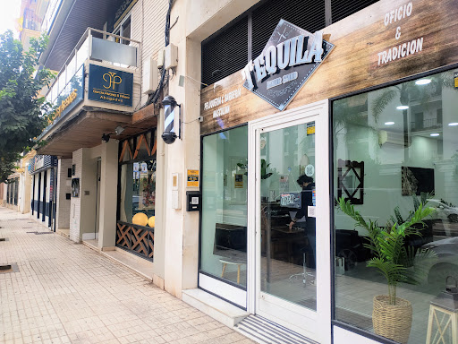 Tequila barber studio en Jerez de la Frontera