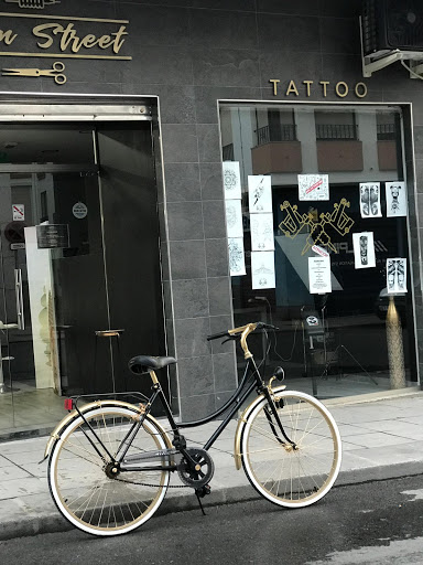 Golden Street Tattoo&BarberShop en Andújar