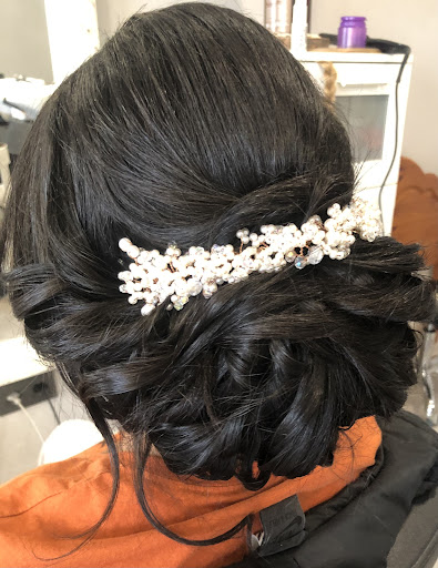 Rosanna Peluqueria - Maquillaje en La Pobla de Vallbona