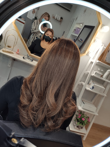 Valeria Freire salón de peluquería en Toledo