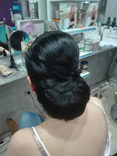 Alba Vazquez Peluqueria en Huelva