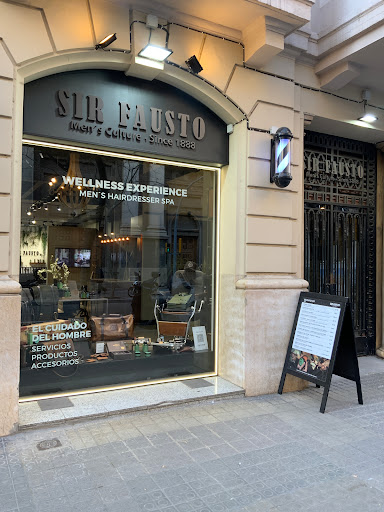 Sir Fausto, barbería y tattoo en Barcelona