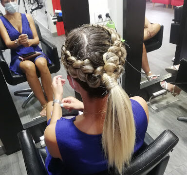 Belén Martos Peluquería y Barbería – Los Villares