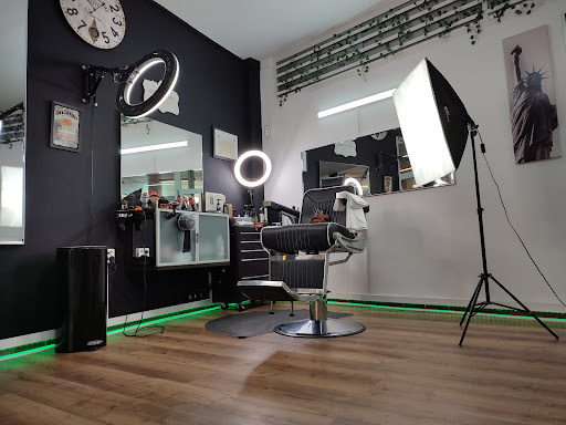 Barbería La Vibra Studio en Palamós