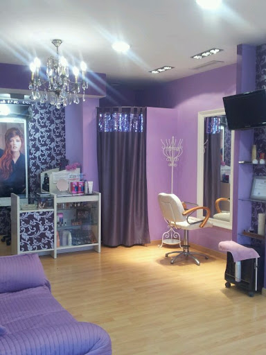 Sonia, Peluquería y Salón de Belleza en Espartinas