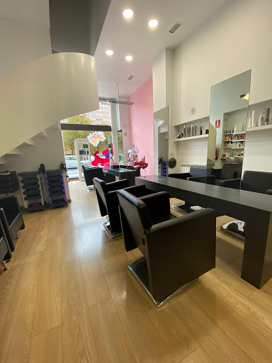 D2 Peluquería y Estética en Vitoria-Gasteiz