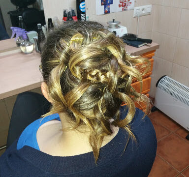 peluqueria mari carmen – Teresa de Cofrentes