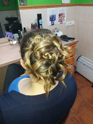 peluqueria mari carmen en Teresa de Cofrentes