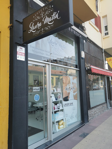 Estética Laura Matiá en Torrelavega