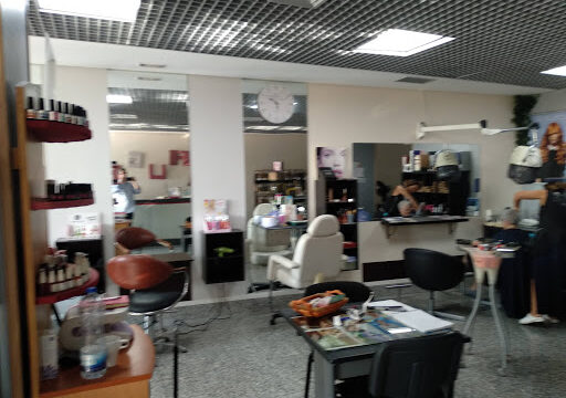 Peluqueria Auga C.B. – A Lama
