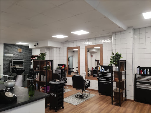 Montse Aparicio Estilistas en Ourense