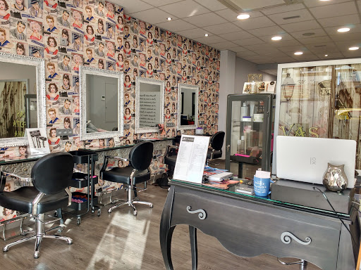 PELUQUERIA BERENGUELA ESTILISMO en Santiago de Compostela