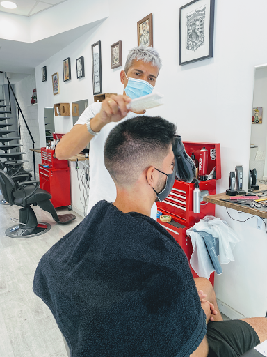 Peluquería Kubik - Barber Shop en Alicante