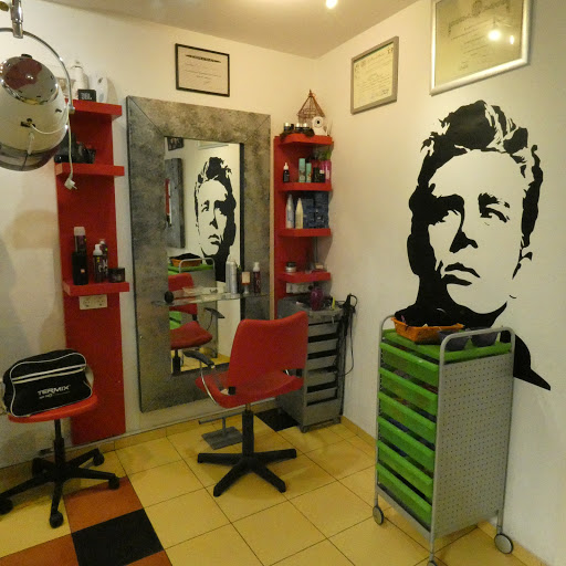 Salon de Peluquería Zeus en Sitges