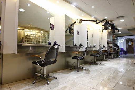 Crescencià Perruquers en Esparreguera