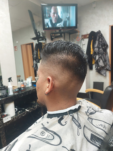 Peluquería hicham en Zaragoza