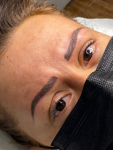 CLÍNICA MEDICINA ESTÉTICA SALÓN 46 en Cheste