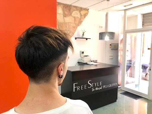 Styles Marzal Peluqueros en Picassent