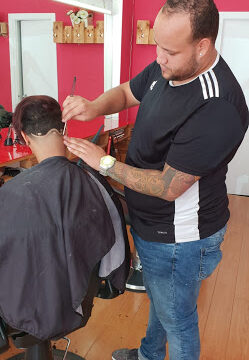 Peluquería Pacha Stylo Burgos – Burgos