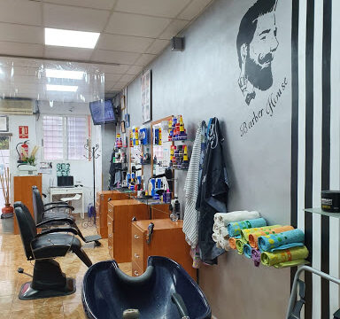 Peluqueria Barbería La Paz – Murcia