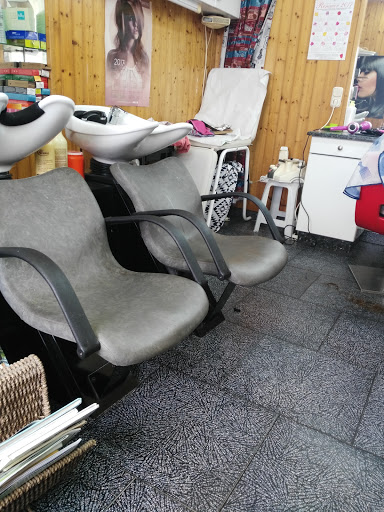 Peluqueria Mixta Mary en Brión